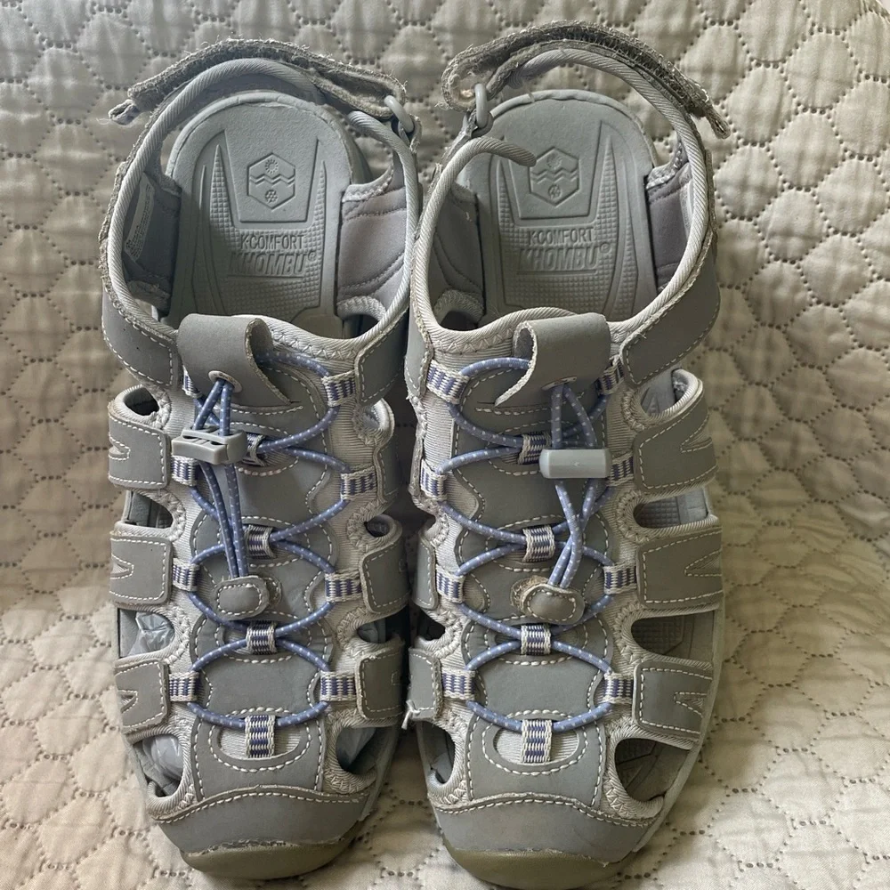 Khombu Gray and Blue Women's Sandals